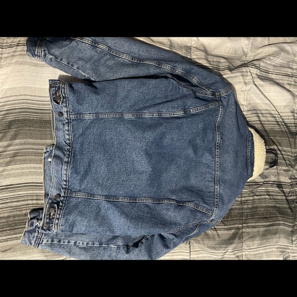 H&M Jean Jacket - Picture 2 of 2